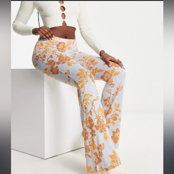 Free People Make A Statement floral flare leg pants - Picture 3 of 8